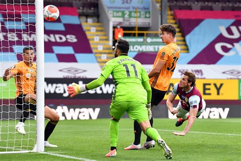 Chris Wood secures a point for Burnley against Wolves - despite VAR ...