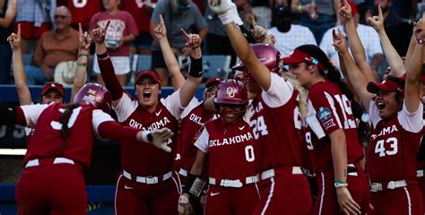 The 6 college softball teams with the most national championships ...