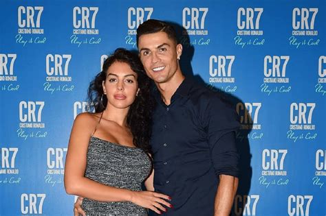 Georgina Rodríguez acompanha Cristiano Ronaldo em novo projeto