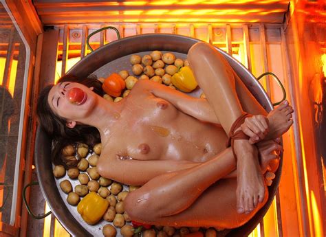 Food On A Naked Girl Porn 80 Photos Porn Photo