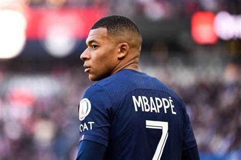 Mbappe Akan Diskusikan Pepanjangan Kontrak Dengan Psg