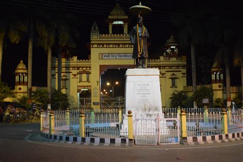 Banaras Hindu University Varanasi Bhu Varanasi Main Gate Flickr