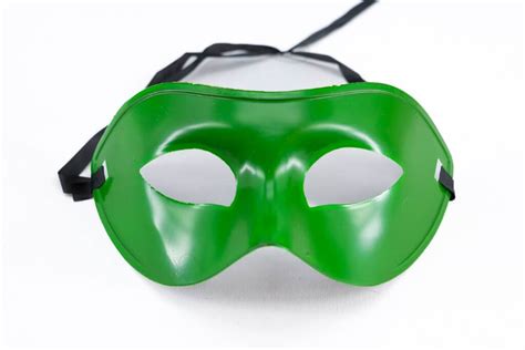 Masque V Nitien De Loup Vert Masques V Nitiens Nouvel An Sur