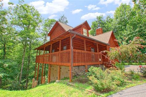 Gatlinburg Cabins | Cabins USA Gatlinburg | Cabin Rentals in Gatlinburg, TN