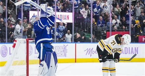 Toronto Snaps Boston Bruins Seven Game Winning Streak Cbs Boston