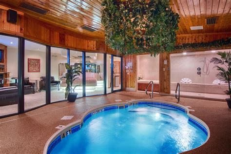 Indianapolis, IN - Sybaris - Romantic Weekend Getaways in Chicago ...