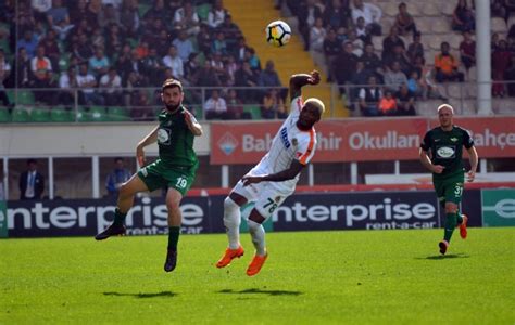 Alanya 3 Puanı 3 Golle Aldı