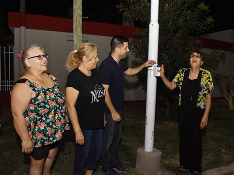 Sáenz Peña la Municipalidad habilitó nueva iluminación en el barrio