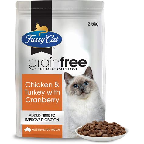 Fussy Cat Grain Free Adult Dry Cat Food Chicken & Turkey & Cranberries ...