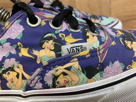 RARE VANS X Disney Princess Jasmin Aladdin Sz 4 5 M Gem