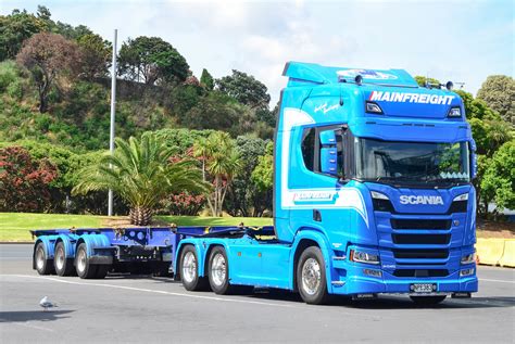 Scania Mainfreight Tamaki Drive Auckland Dec Mike Cornwall