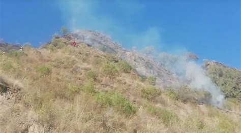 Se Registra Un Nuevo Incendio En El Tunari Detienen A Una Persona