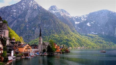 Austria Góry Alpy Salzburskie Miasteczko Hallstatt Jezioro