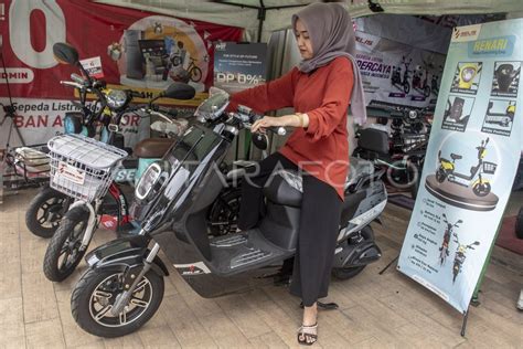 Subsidi Pembelian Kendaraan Listrik Antara Foto