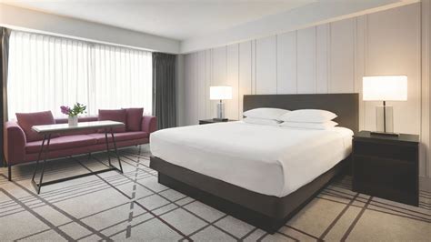 Modern Hotels in Downtown Louisville, KY | Hyatt Regency Louisville