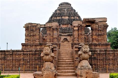 2025 Excursão privada de dia inteiro ao Templo Konark e Puri saindo de