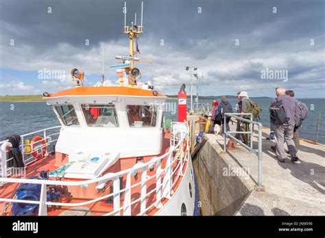 Orkney islands ferry hi-res stock photography and images - Alamy