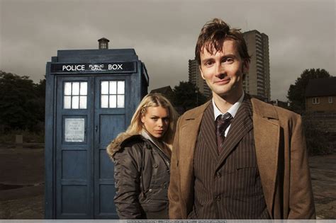 Doctor and Rose [Promos of Season 2 of Doctor Who] - The Doctor and Rose Photo (14164437) - Fanpop