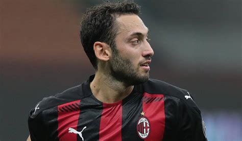 Calhanoglu Alla Juve Conferme Da Torino Affare Possibile