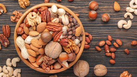 Most Popular Types Of Nuts Explained