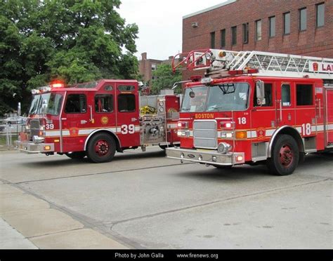 Boston Ma Ladder 18 And Engine 39 D Street South Boston Types Of Fire