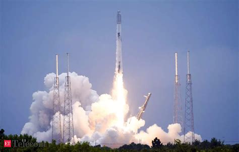 Spacex Launches 53 Starlink Satellites Into Orbit Telecom News Et Telecom