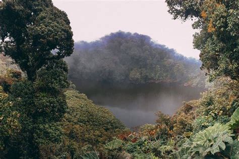 Costa Rica Volcanoes - Visit Up Close