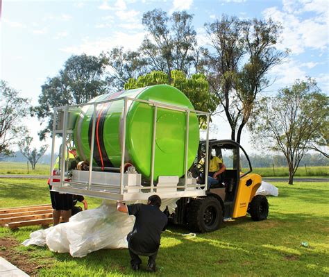 Clients praise Worldwideexpress for handling complex freight 5