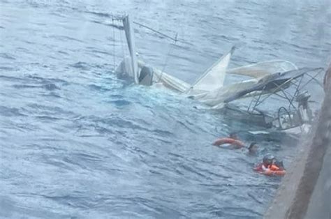 Incidente In Mare Alle Eolie Collisione Tra Un Aliscafo E Una Barca A