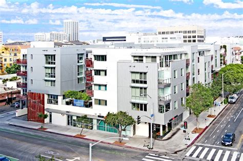 Santa Monica College Off-Campus Housing & Apartments | ForRentUniversity