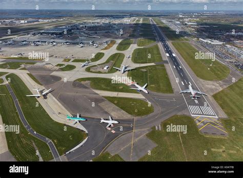 Heathrow Airport Aerial View Hi Res Stock Photography And Images Alamy