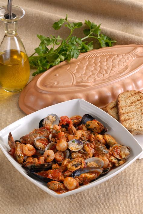 Ricetta Zuppa di pesce alla tarantina - Donna Moderna