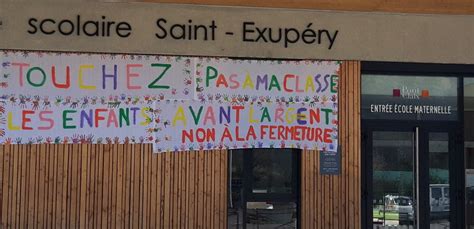 Le Pont De Claix Les Parents Se Mobilisent Contre La Fermeture Dune