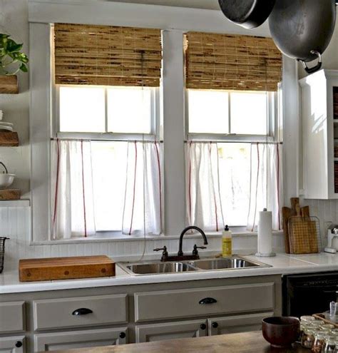 70 pretty farmhouse kitchen curtains decor ideas 55 Interiéry