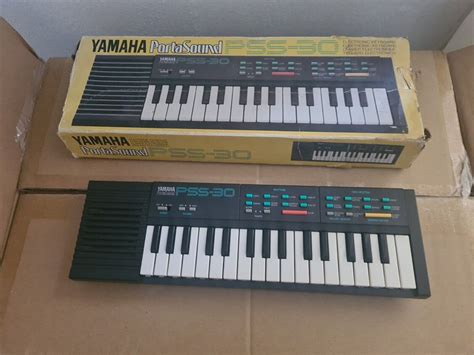 Vintage Yamaha Pss 30 80s Music Synth Keyboard Circuit Bending Bend