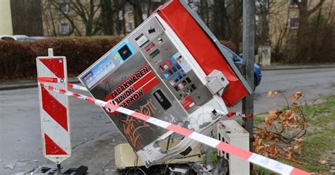 Nächtliche Explosion Zigarettenautomat in Herford gesprengt Polizei