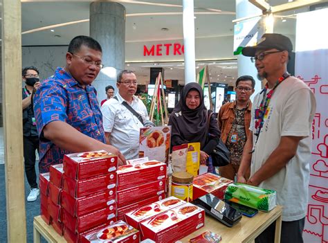 Puluhan Pelaku Ekonomi Kreatif Tampil Di Pameran AKI 2023 Karawang