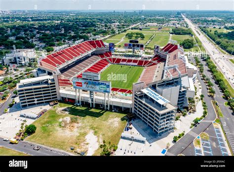 Raymond james stadium aerial hi-res stock photography and images - Alamy