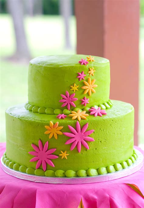 Buttercream With Fondant Flowers