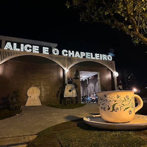 Alice E O Chapeleiro Gramado - Gramado Inesquecível - Restaurante Alice e o Chapeleiro
