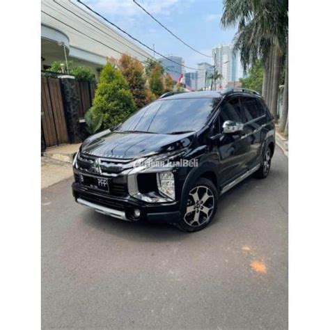 Mobil Mitsubishi Xpander Cross Premium Bekas Full Paper Pajak