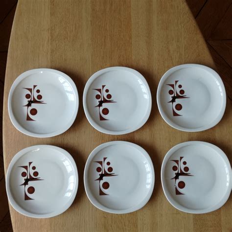 6 petites assiettes à motif géométrique marron Porcelaine de Sologne