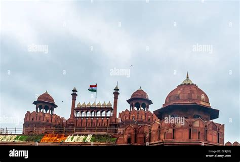 Red Fort, Delhi, India- a view from a different angle Stock Photo - Alamy