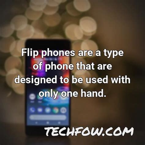 What Can You Do on a Flip Phone (Expert Review) - TechFOW.com