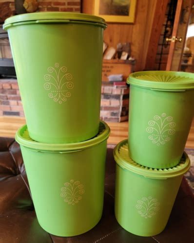 Tupperware Lime Green Servalier Canisters Starburst Lids Nesting Set Of