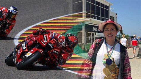 Mbak Rara Si Pawang Hujan Hadir Nonton MotoGP Di Sirkuit Mandalika