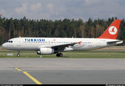 TC JPE Turkish Airlines Airbus A320 232 Photo by Günther Feniuk ID