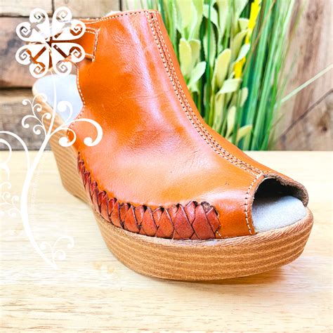 Brown Leather Wedges Women Shoes – Guelaguetza Designs