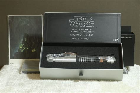 Star Wars Efx Luke Skywalker Reveal Rotj Lightsaber Limited Edition