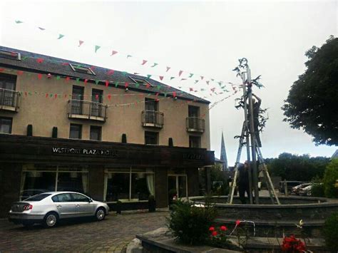 westport plaza hotel office